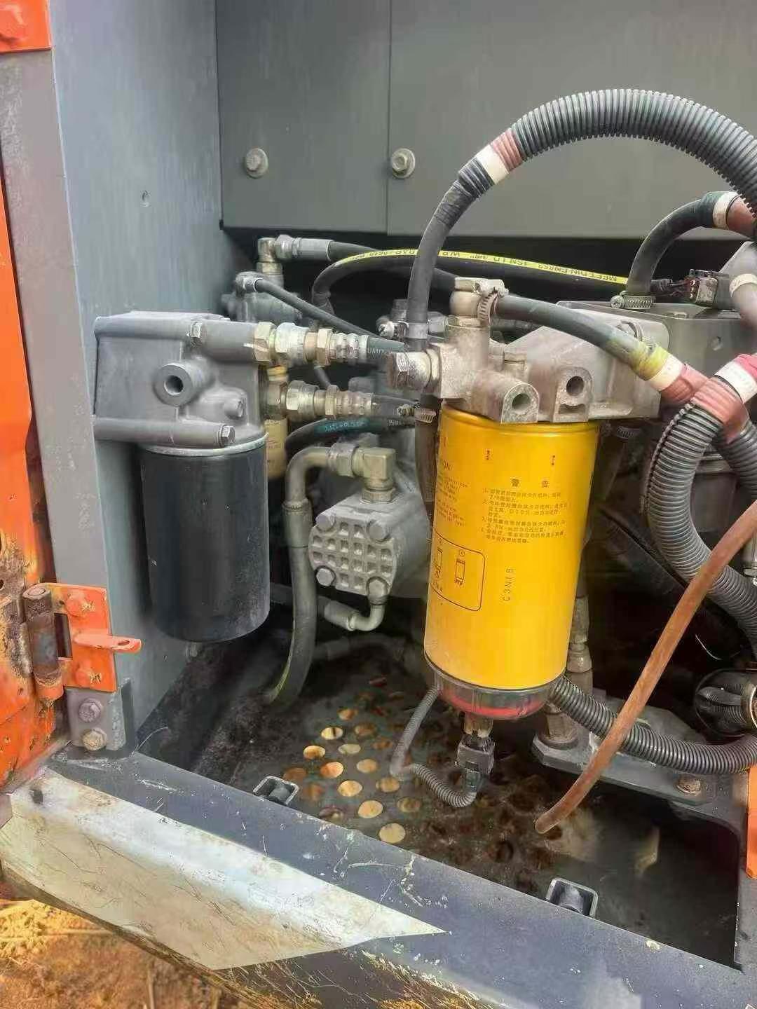 Used Hitachi EX130 Excavator 2019 Model / 7