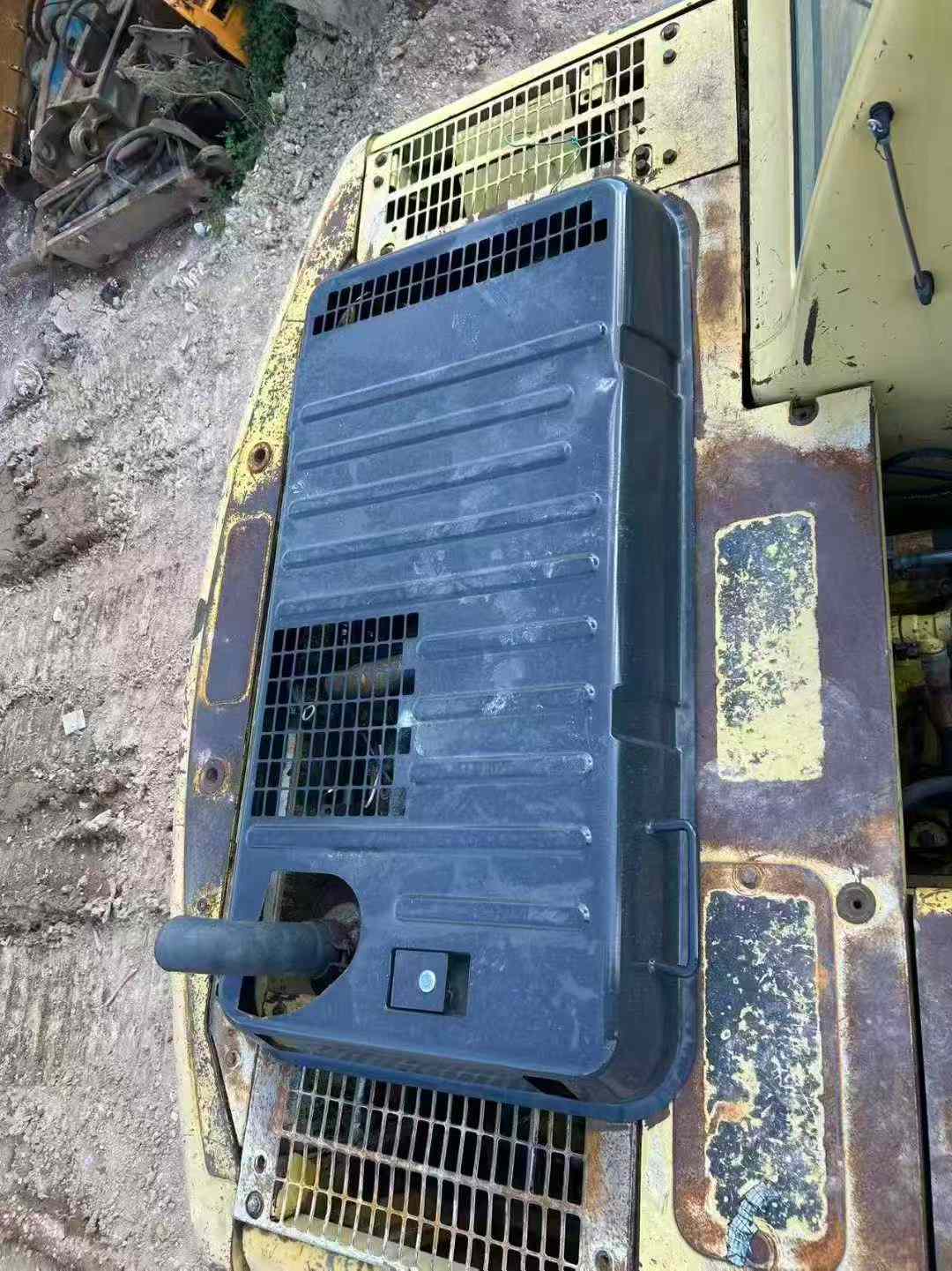 Used Komatsu PC100-6E Excavator 2016 Model / 8