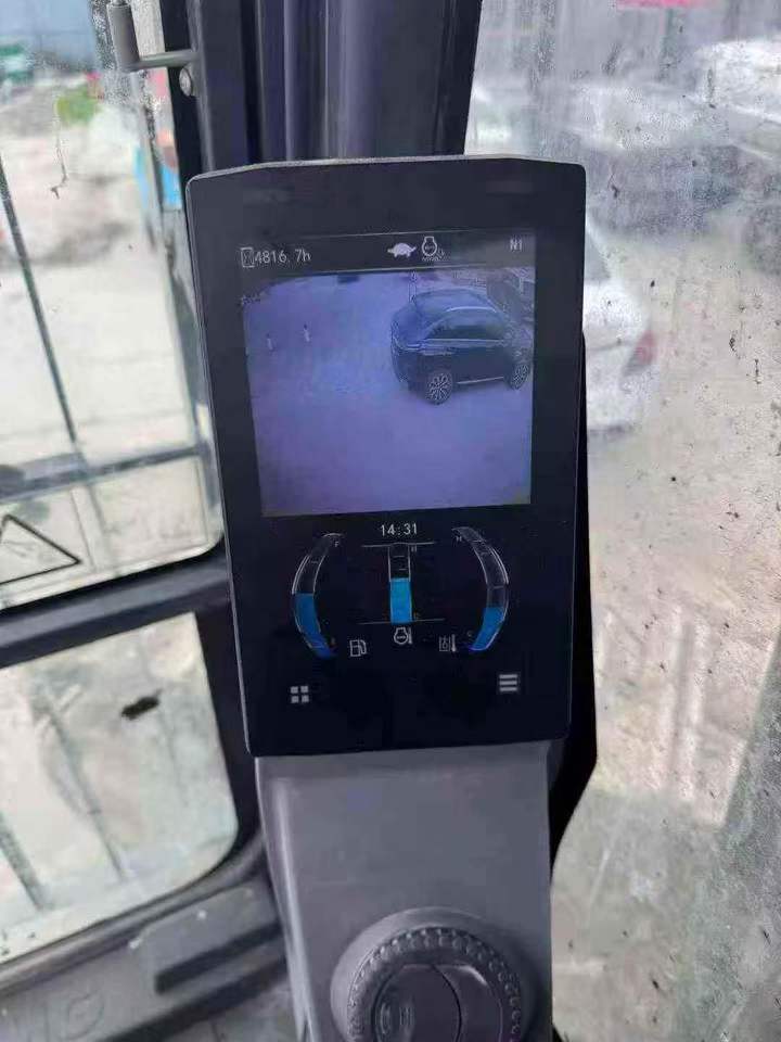 Used XCMG XE600DK Excavator 2022 Model / 8