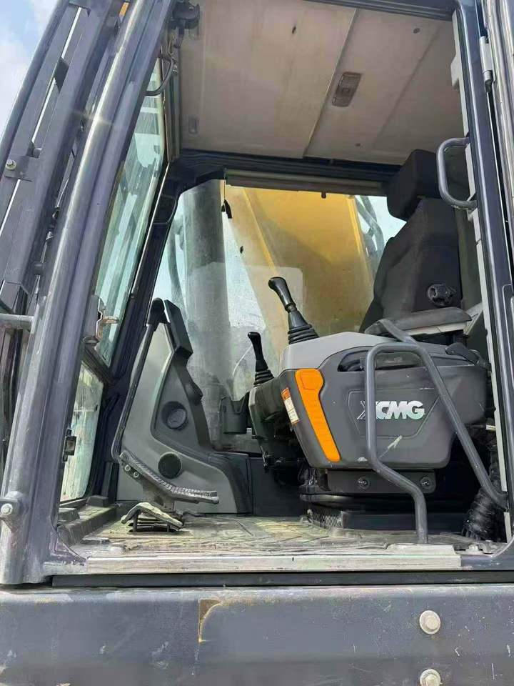 Used XCMG XE600DK Excavator 2022 Model / 7