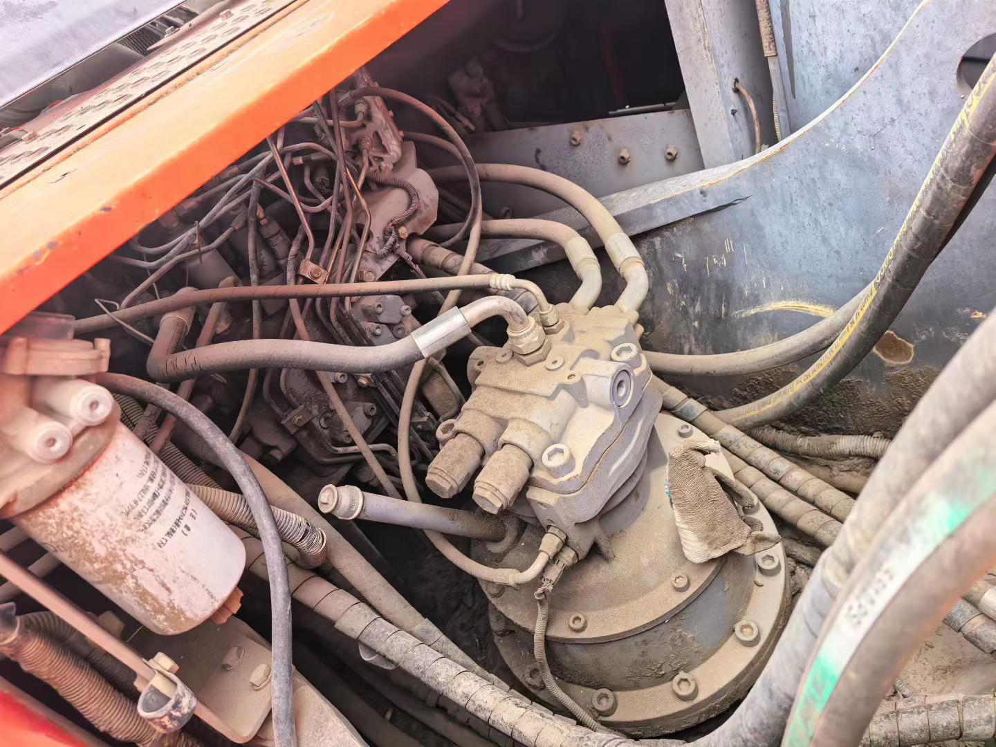 Used Hitachi EX250-5 Excavator 2016 Model / 9