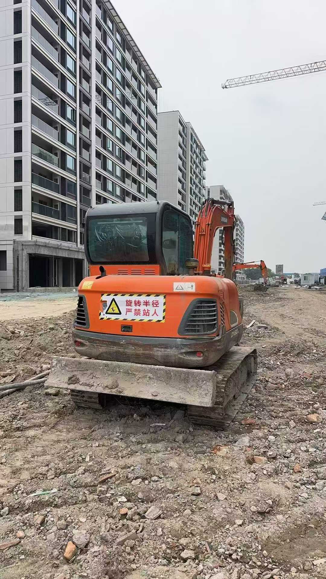 Used Doosan DH60 Excavator 2020 Model / 7