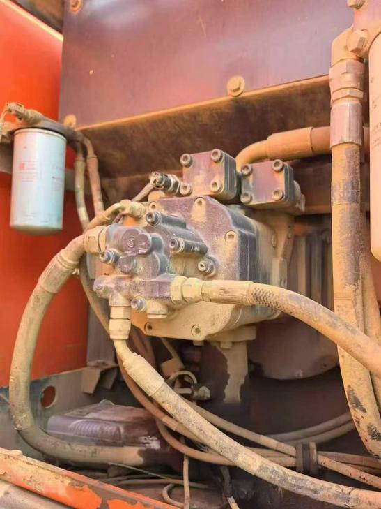 Buy Doosan DH215-9 Used Excavator / 1