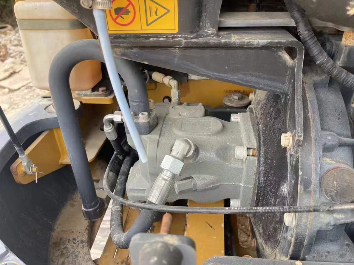 Used XCMG XE60 Excavator 2019 Model / 9