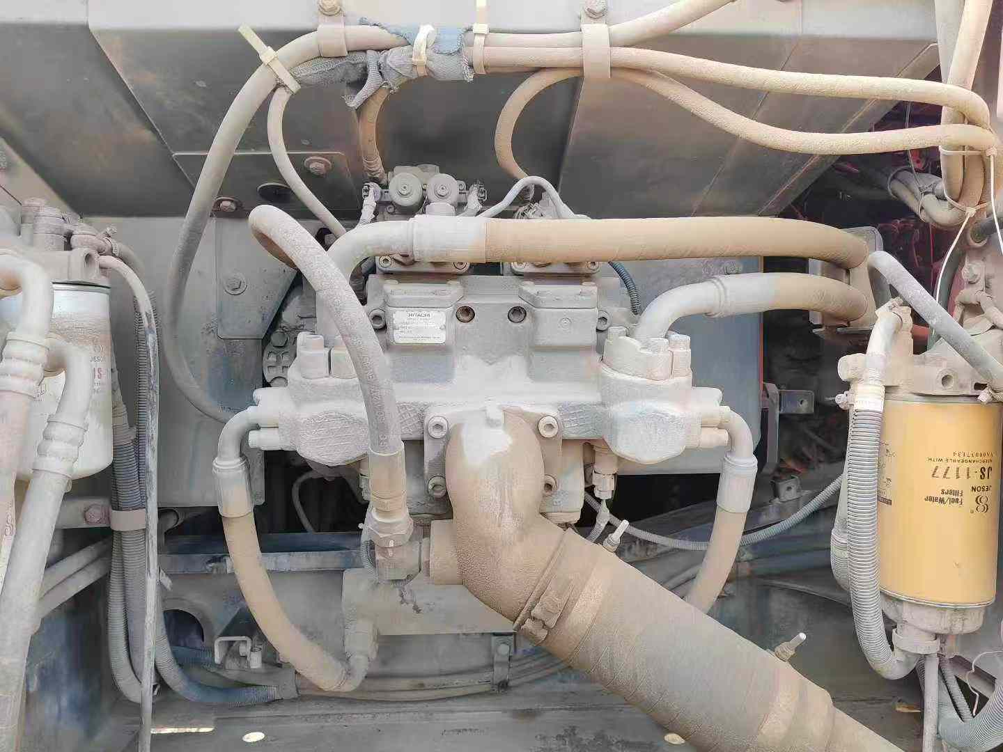 Used Hitachi EX200-5 Excavator 2018 Model / 6