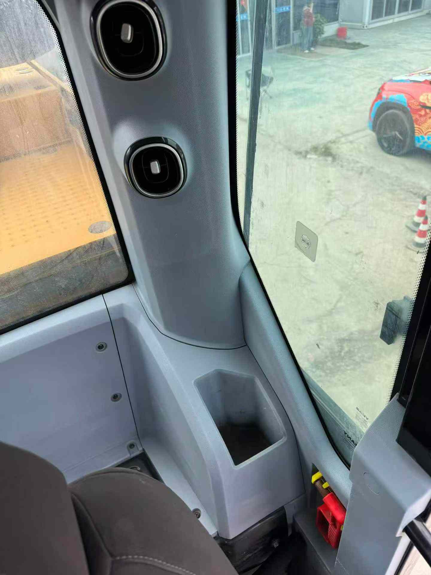 Used Sany SY650H Excavator 2023 Model / 5