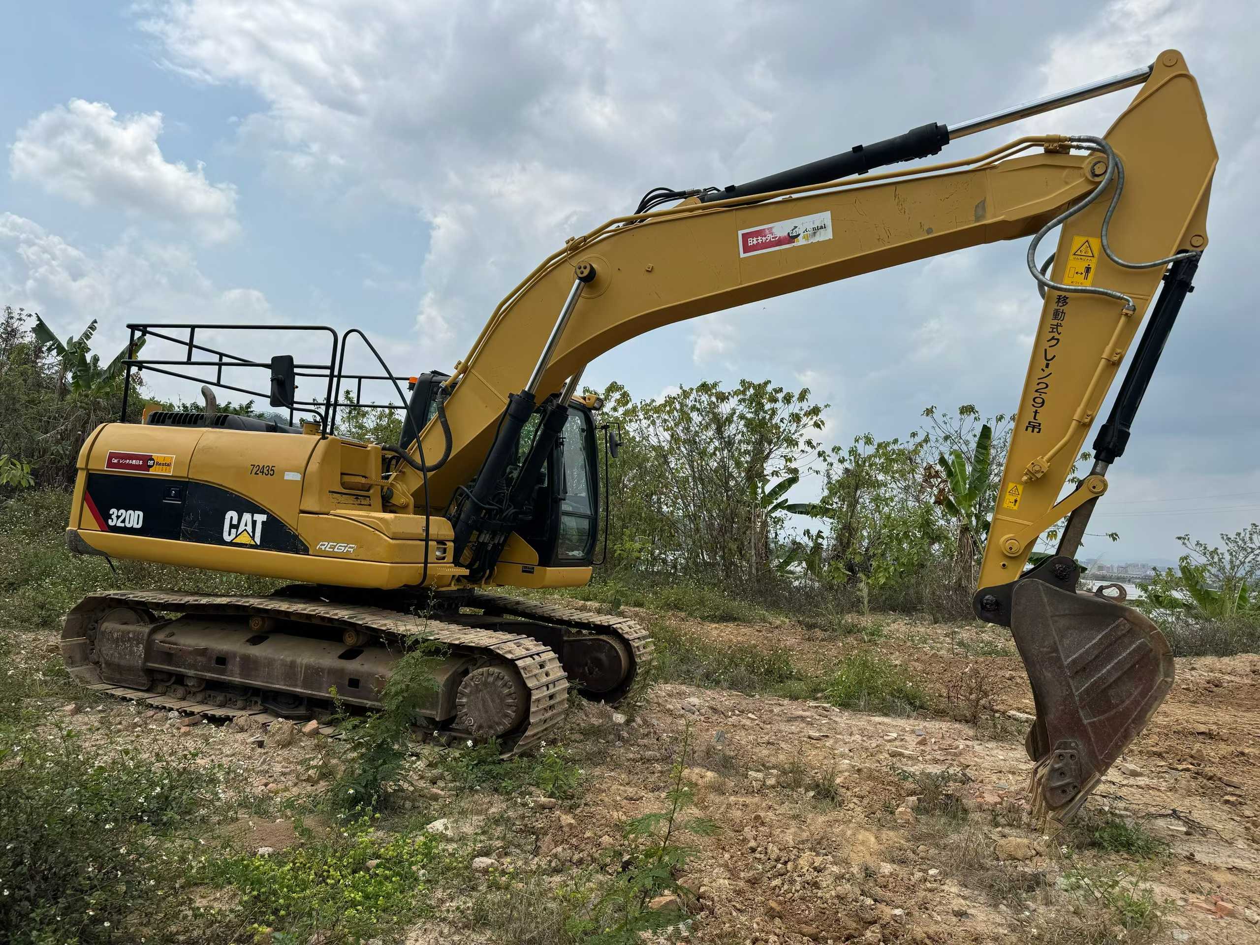 Used Caterpillar 320D Excavator 2016 Model / 2