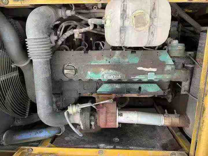 Used Volvo EC210B Excavator 2016 Model / 8