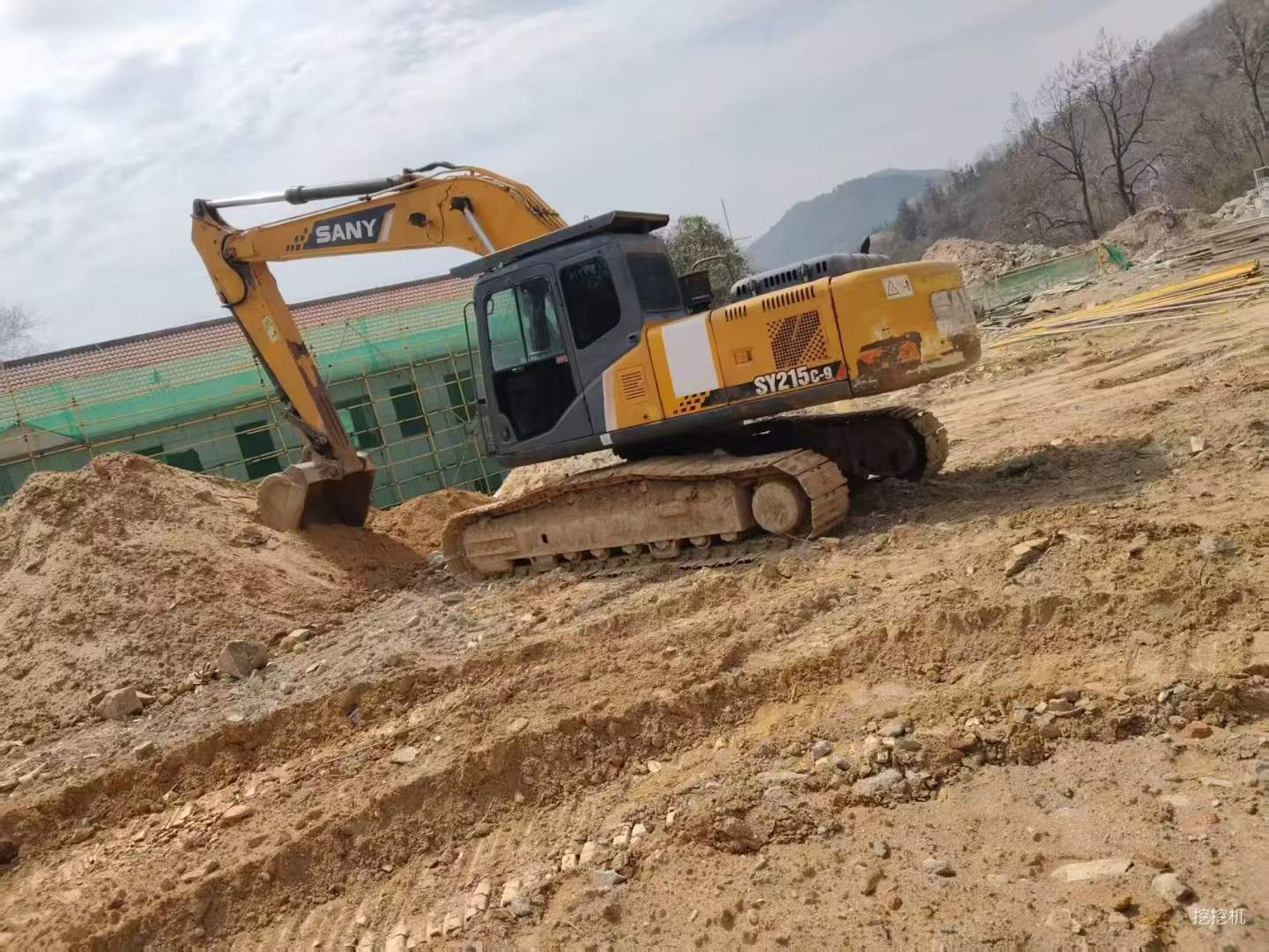 Used Sany SY215C-8 Excavator 2016 Model / 3