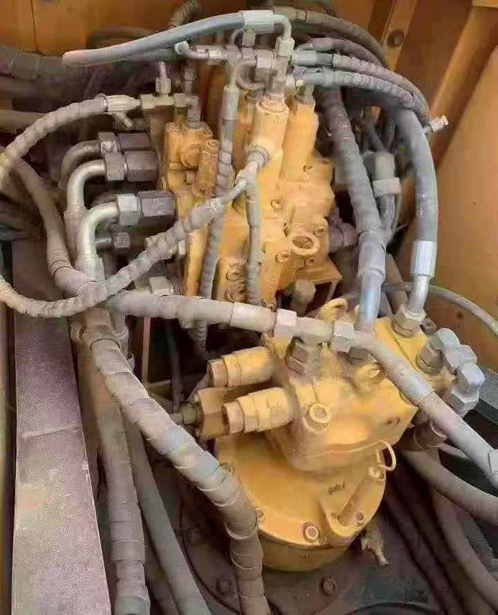 Used Sany SY135-8S Excavator 2016 Model / 6