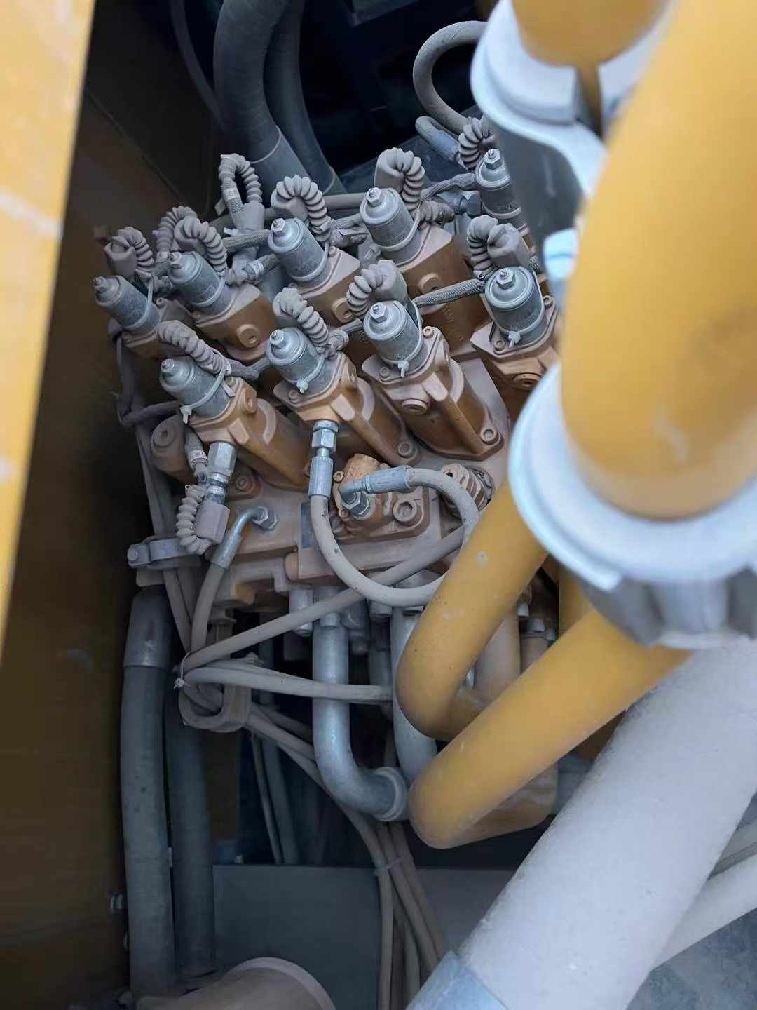 Used Sany SY650H Excavator 2024 Model / 4