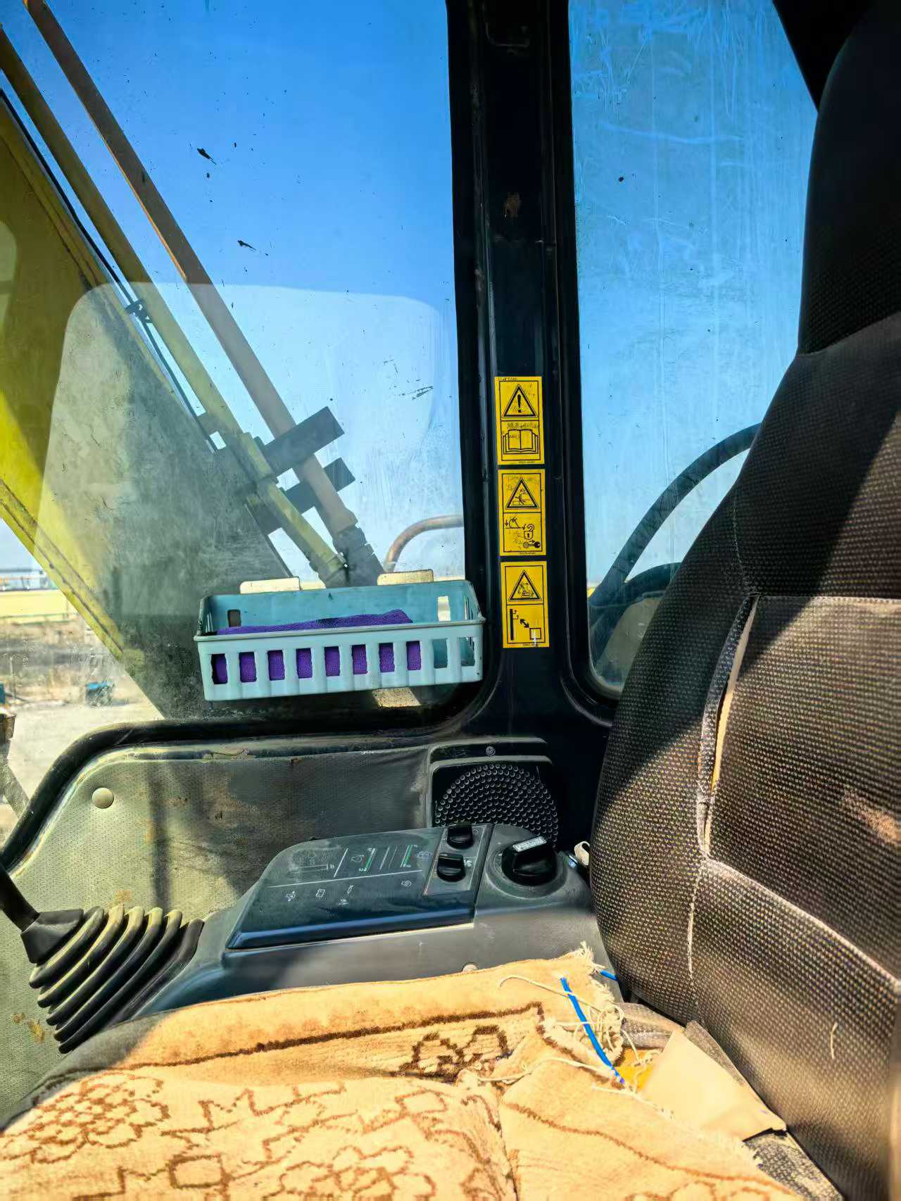 Used Komatsu PC60-7C Excavator 2016 Model / 3