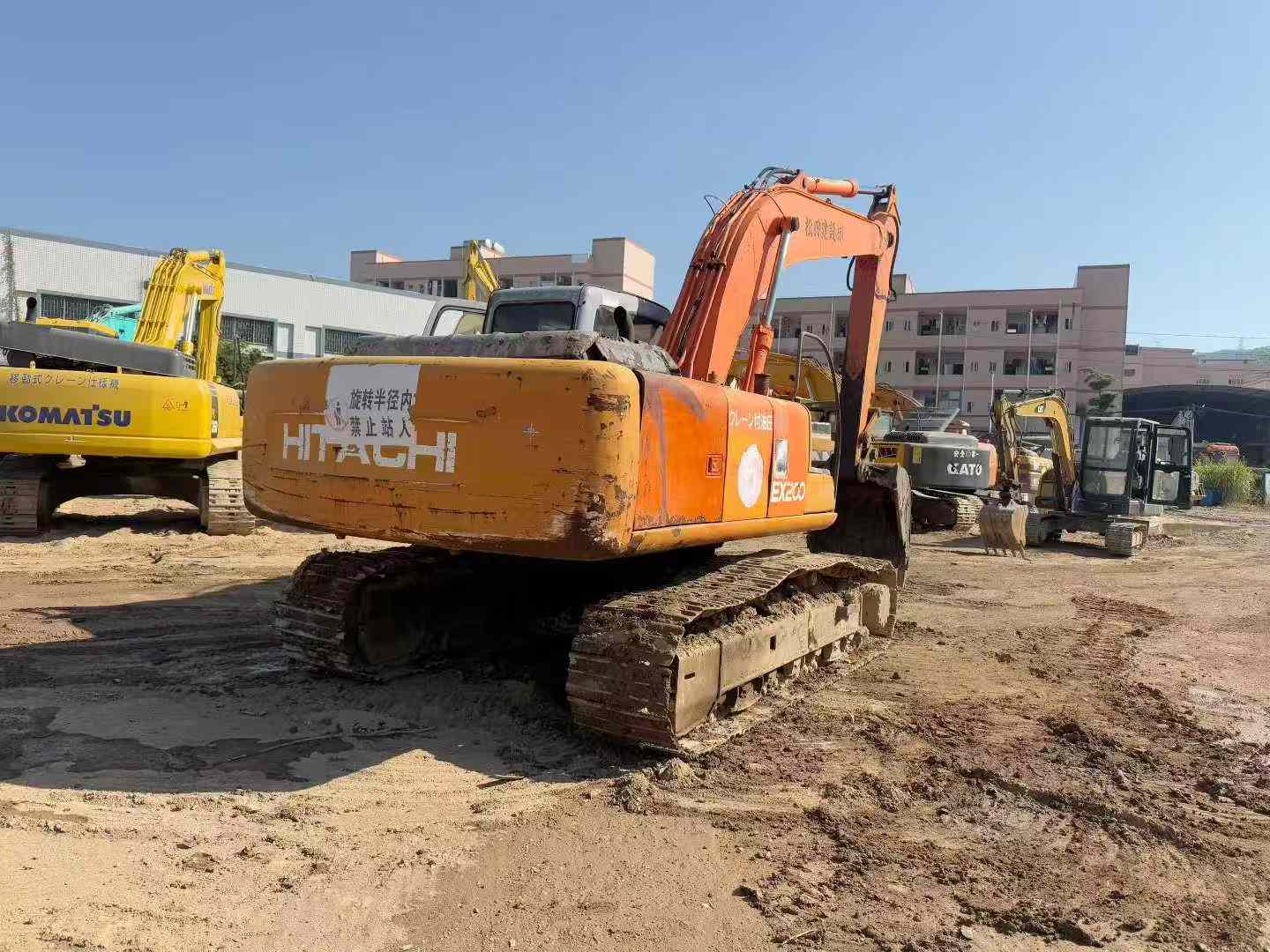 Used Hitachi EX200-5 Excavator 2016 Model / 3