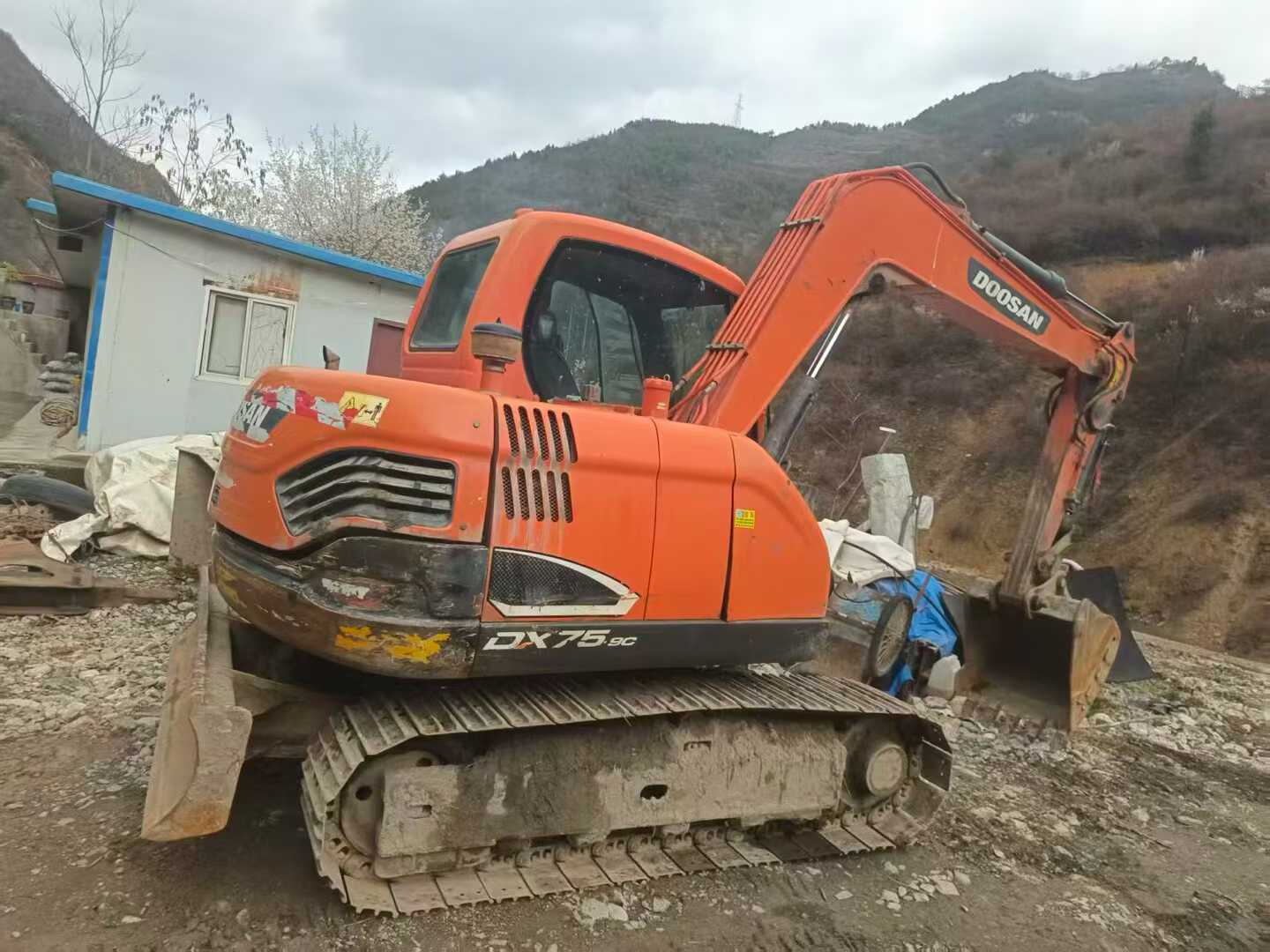 Used Doosan DX75-10 Excavator 2017 Model / 3