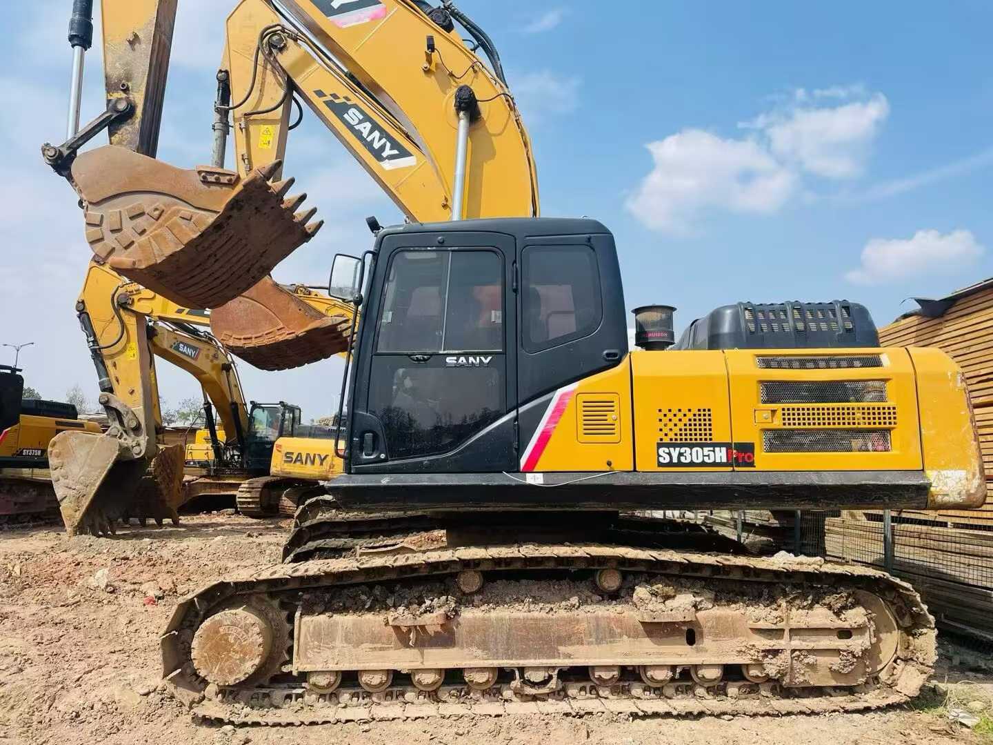 Used Sany SY245H Excavator 2018 Model / 4