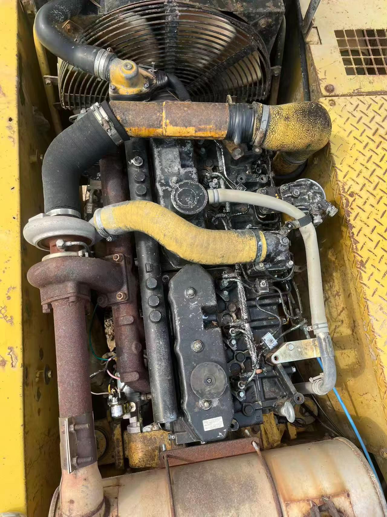 Used Caterpillar E200B Excavator 2016 Model / 9