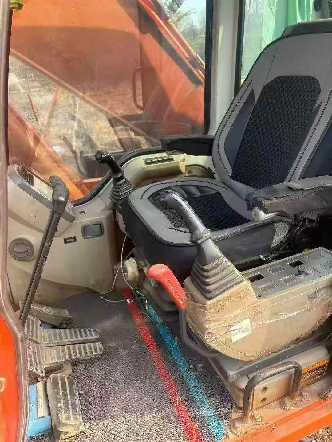 Used Doosan S225 Excavator 2012 Model / 5