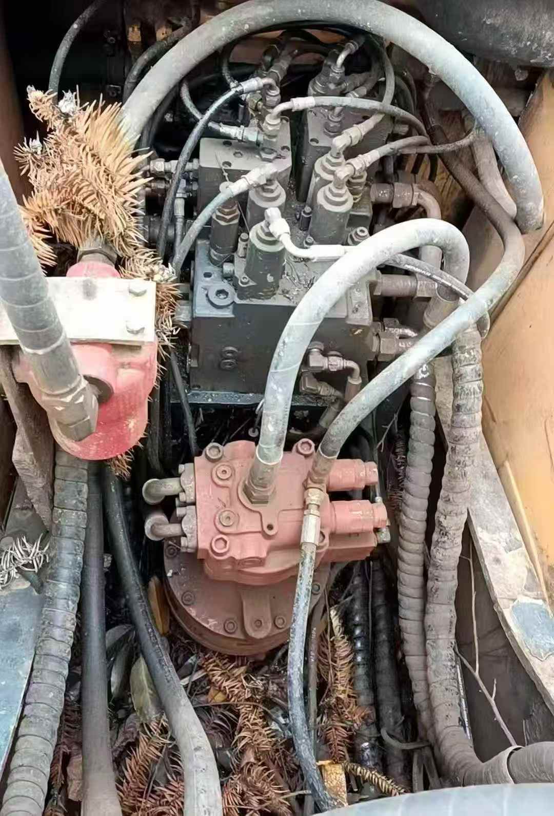 Used Hyundai R150-7 Excavator 2013 Model / 5