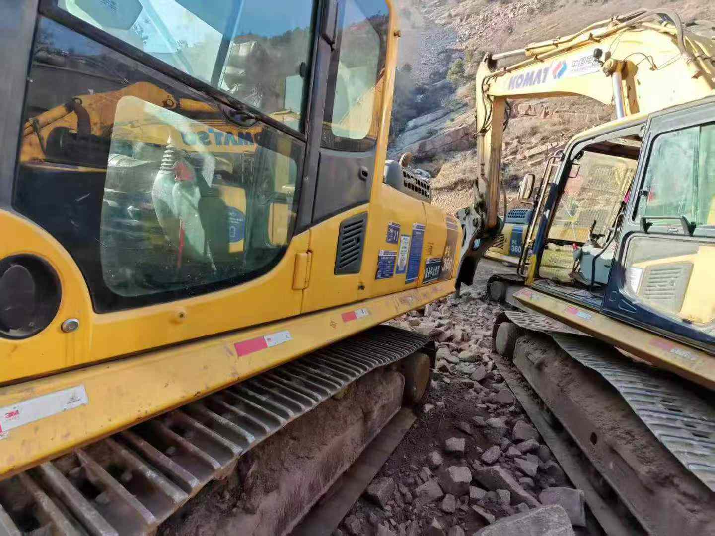 Buy Komatsu PC200-8 Used Excavator / 7