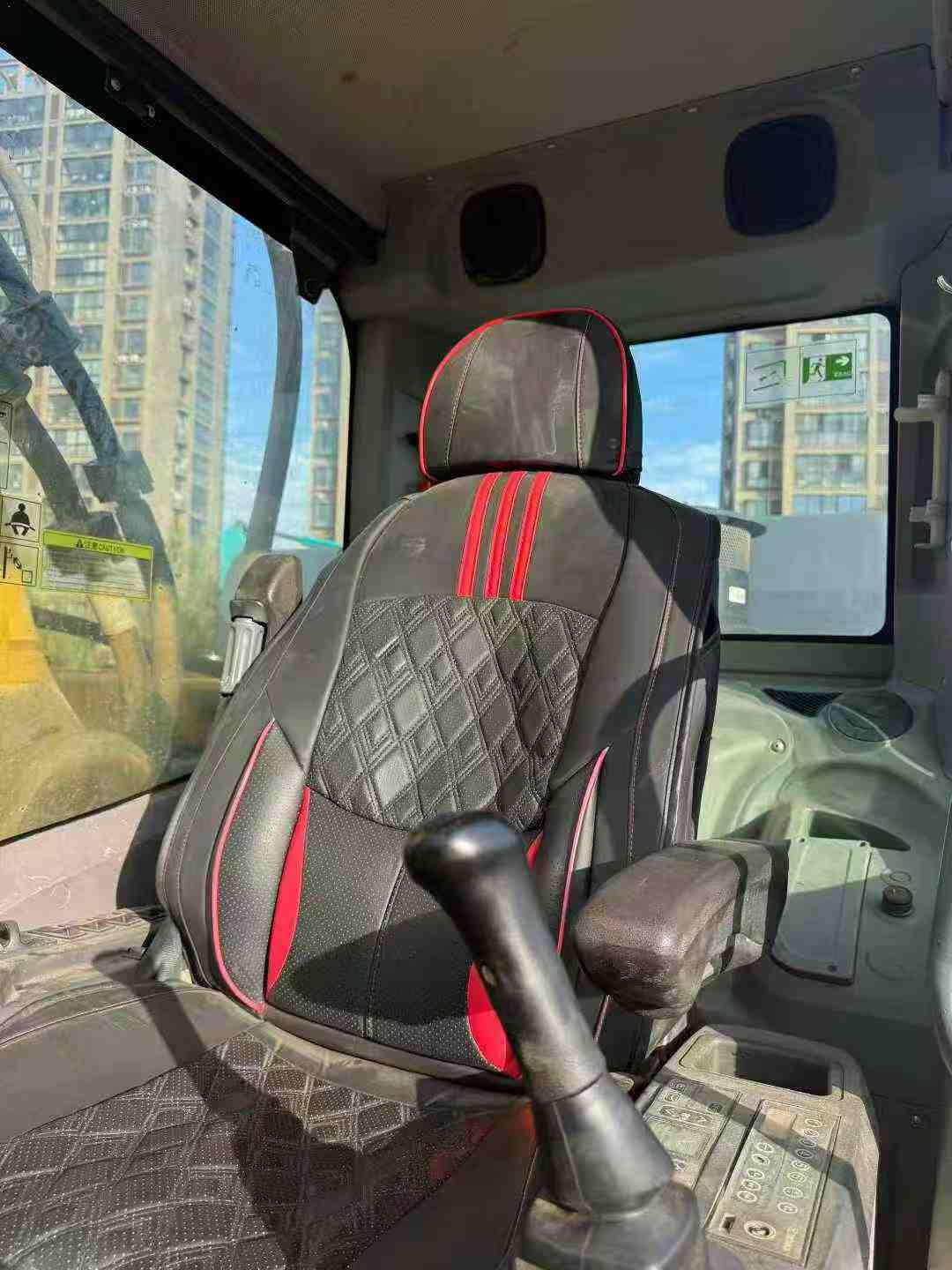 Used XCMG XE490D Excavator 2021 Model / 9