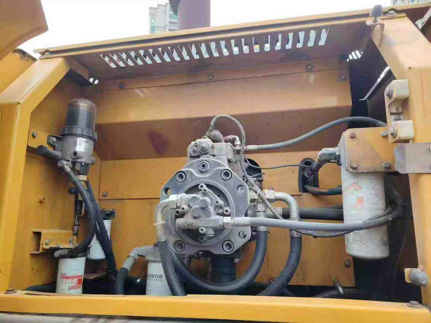 Used XCMG XE400DK Excavator 2020 Model / 5