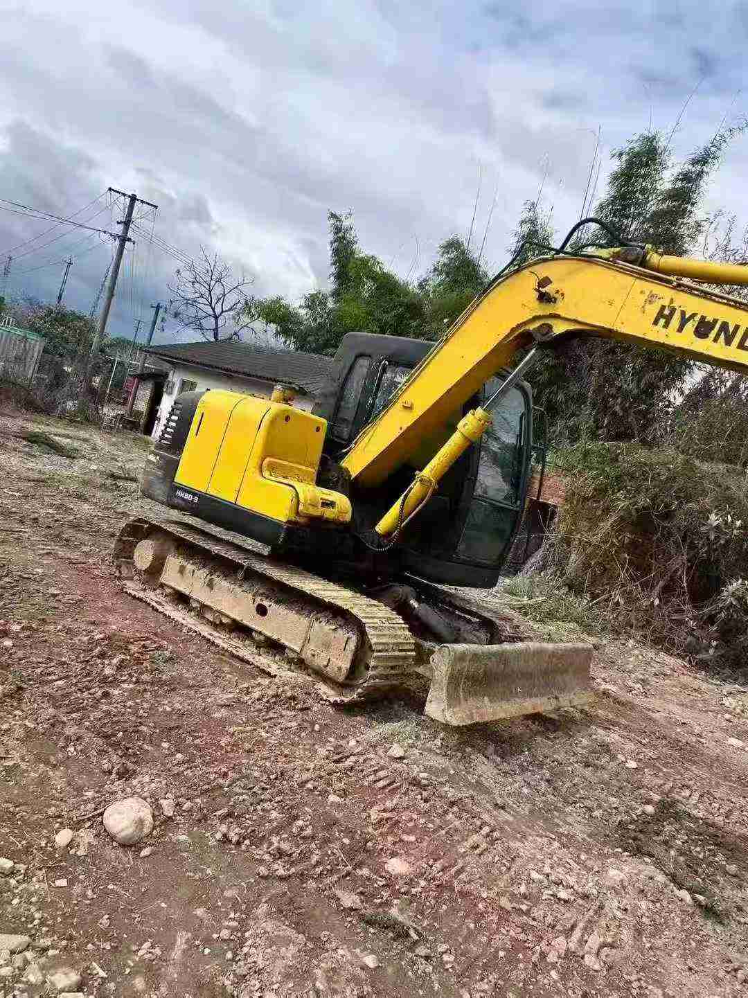 Used Hyundai R80G Excavator 2016 Model / 5