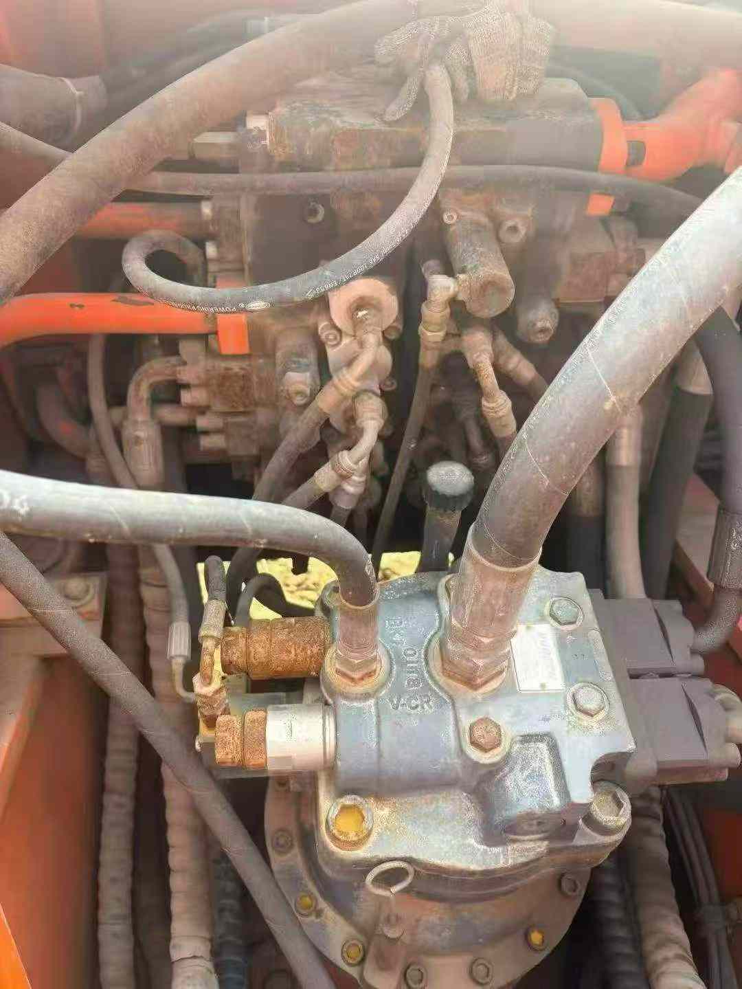 Used Doosan S225 Excavator 2012 Model / 7