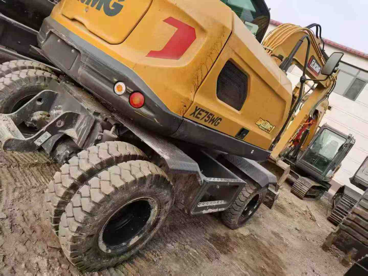 Used XCMG XE75C Excavator 2024 Model / 2