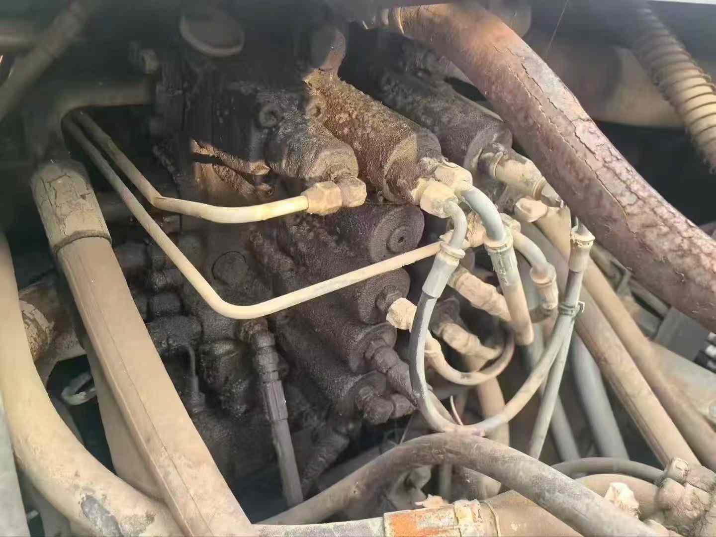 Buy Sumitomo SH200 Used Excavator / 7