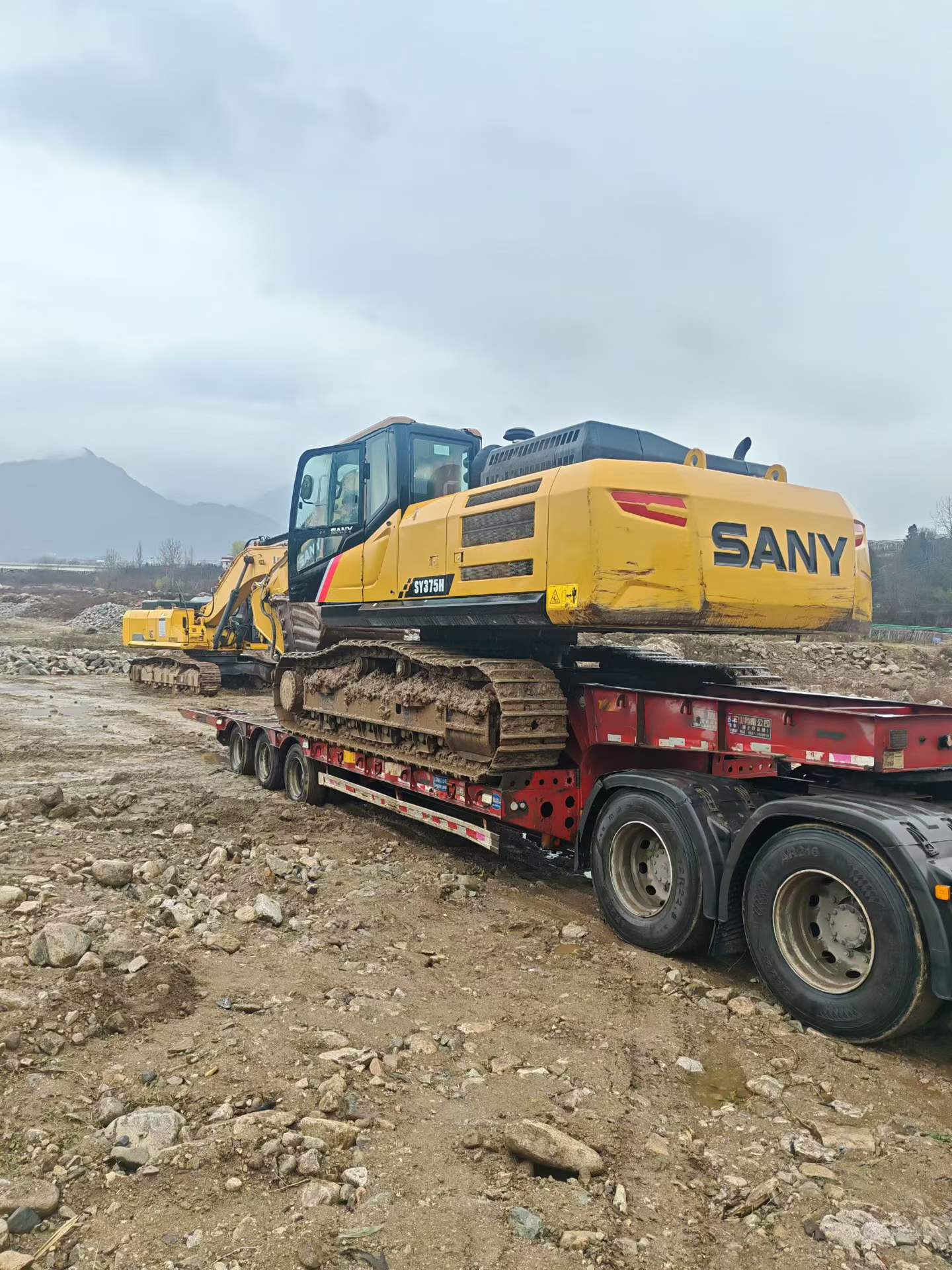 Used Sany SY375H Excavator 2022 Model / 3