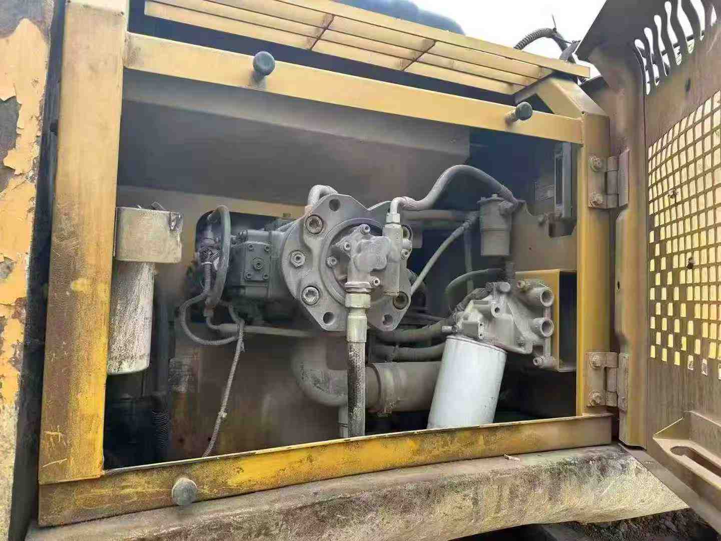 Used Sany SY215C Excavator 2017 Model / 2