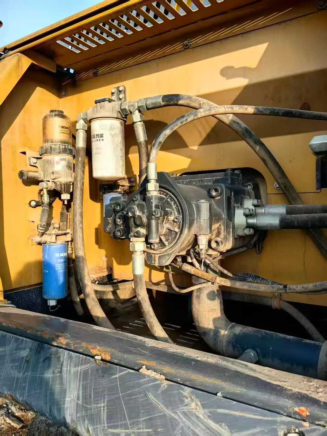 Used XCMG XE380K Excavator 2022 Model / 5