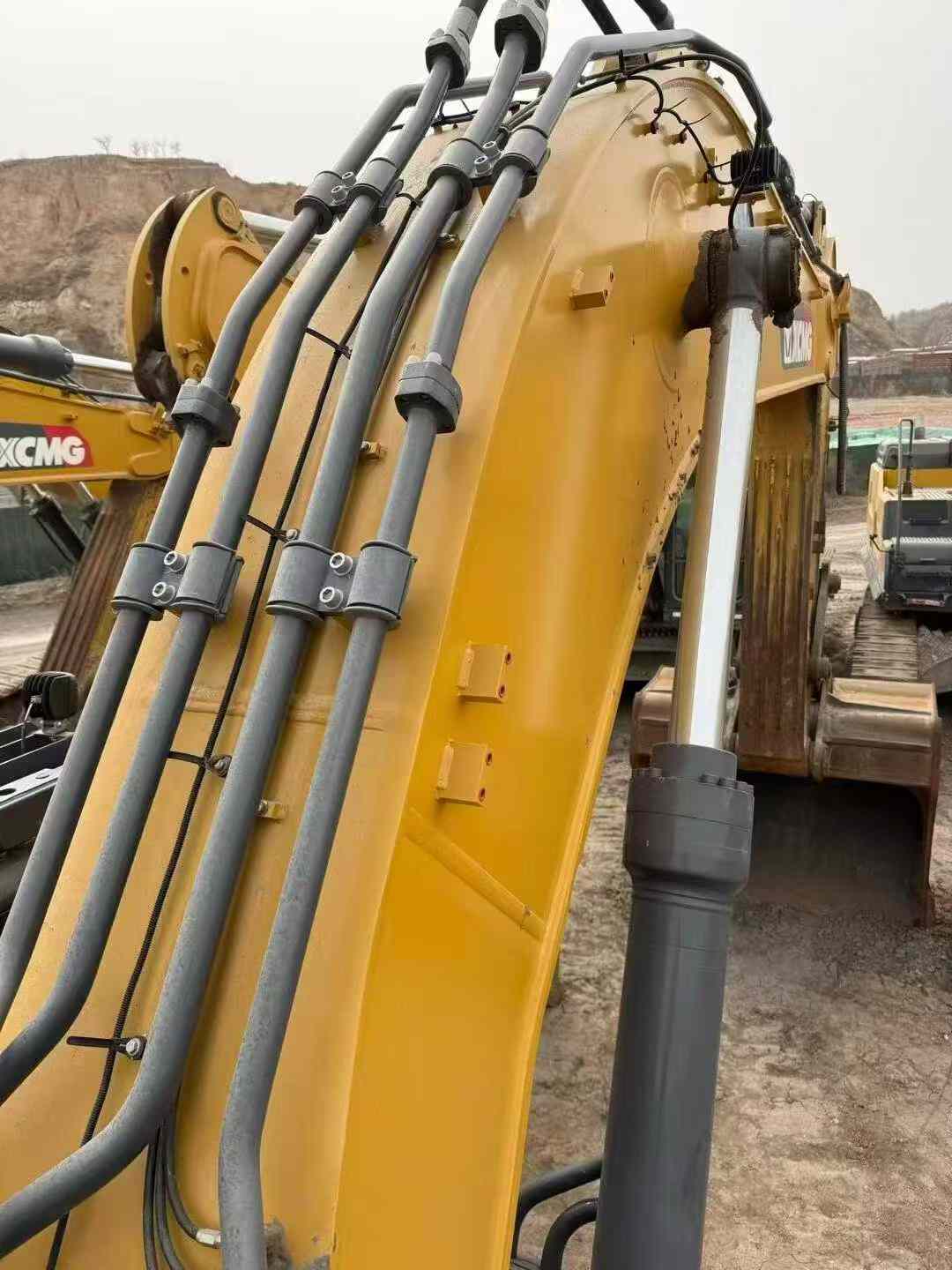 Used Sany SY650H Excavator 2022 Model / 5