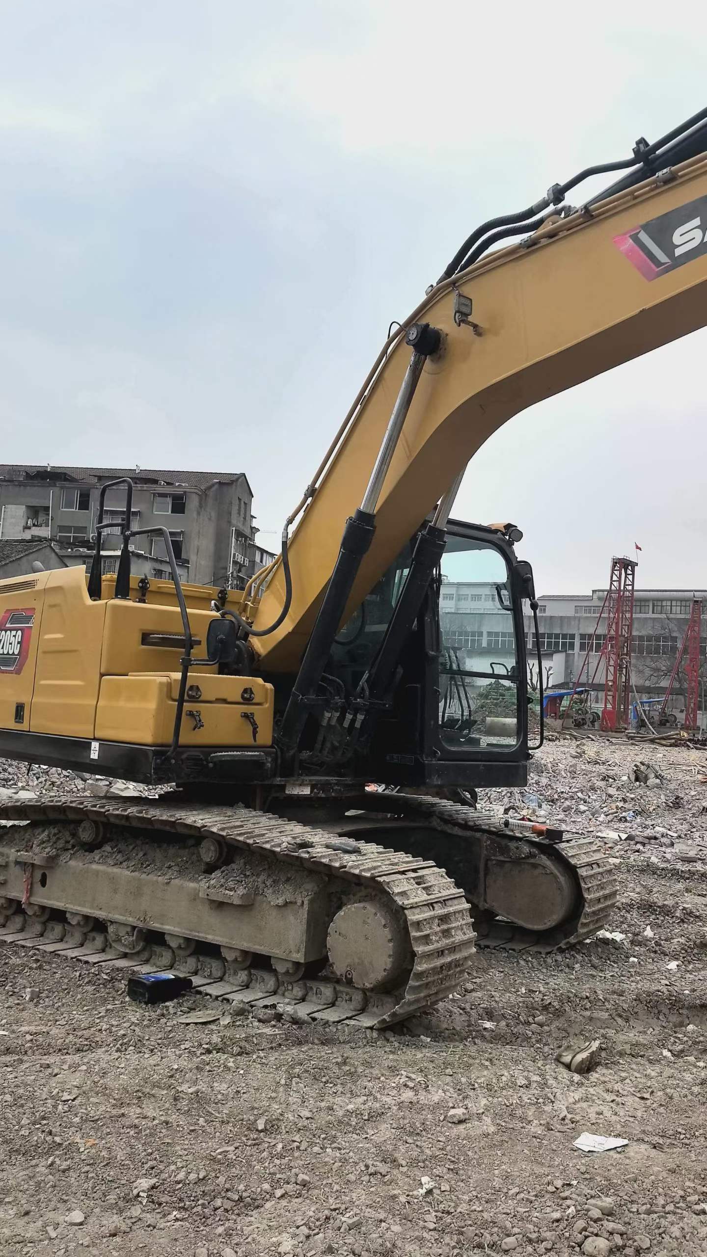 Buy Sany SY205C Used Excavator / 2