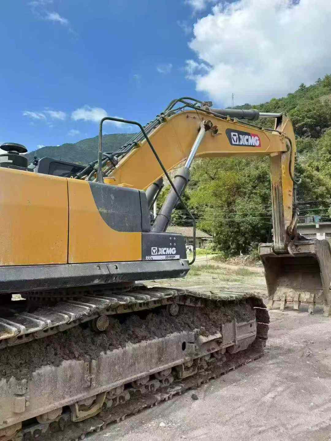 Used XCMG XE490D Excavator 2021 Model / 3