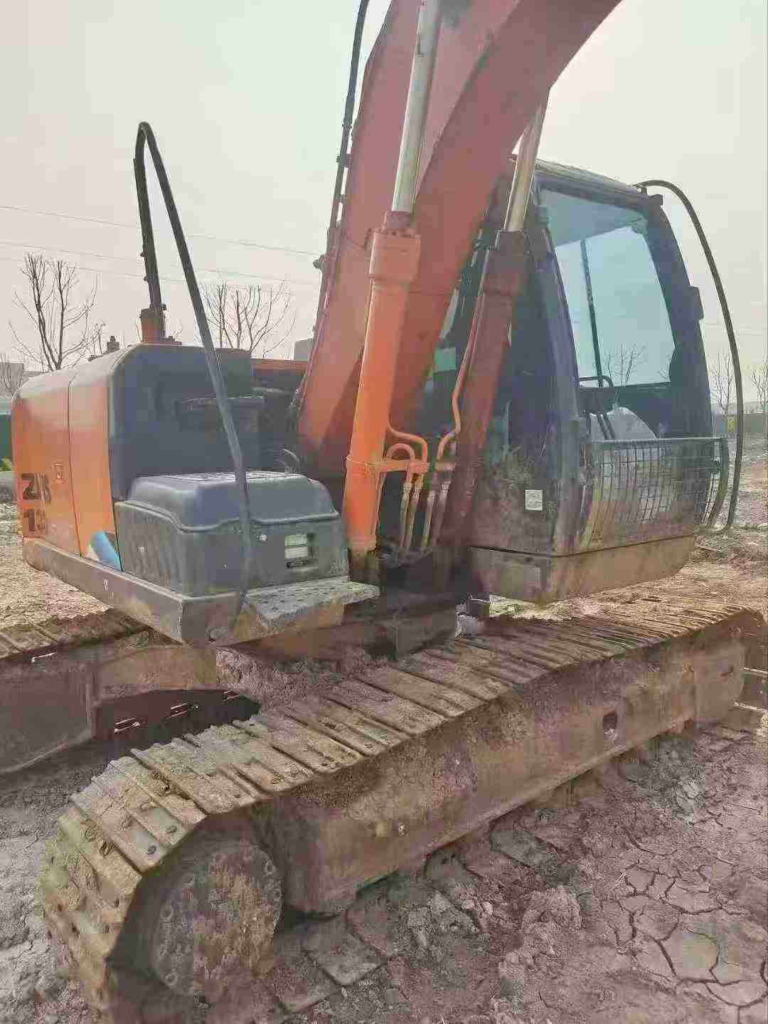 Used Hitachi EX130 Excavator 2020 Model / 3