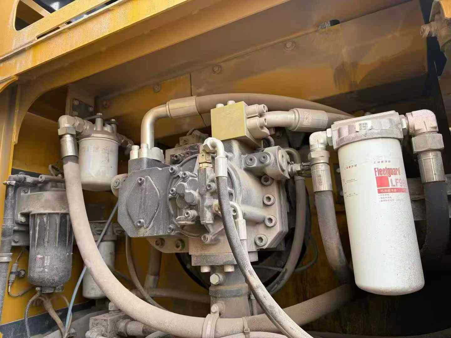 Used Sany SY650H Excavator 2022 Model / 3