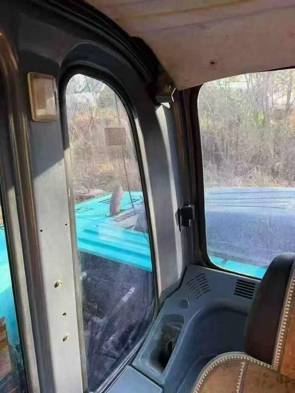 Buy Kobelco SK130 Used Excavator / 5