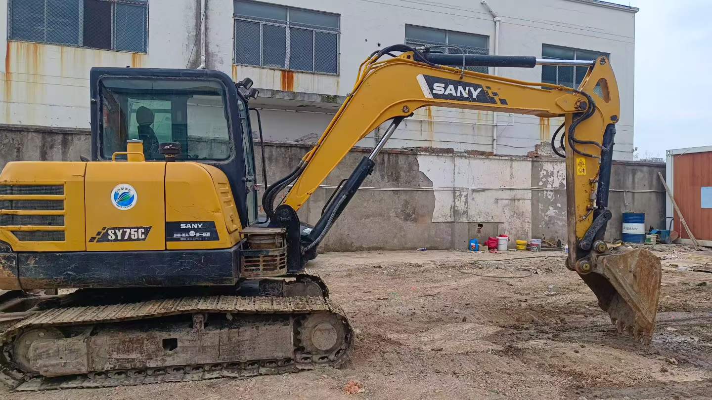Used Sany SY55 Excavator 2017 Model / 2