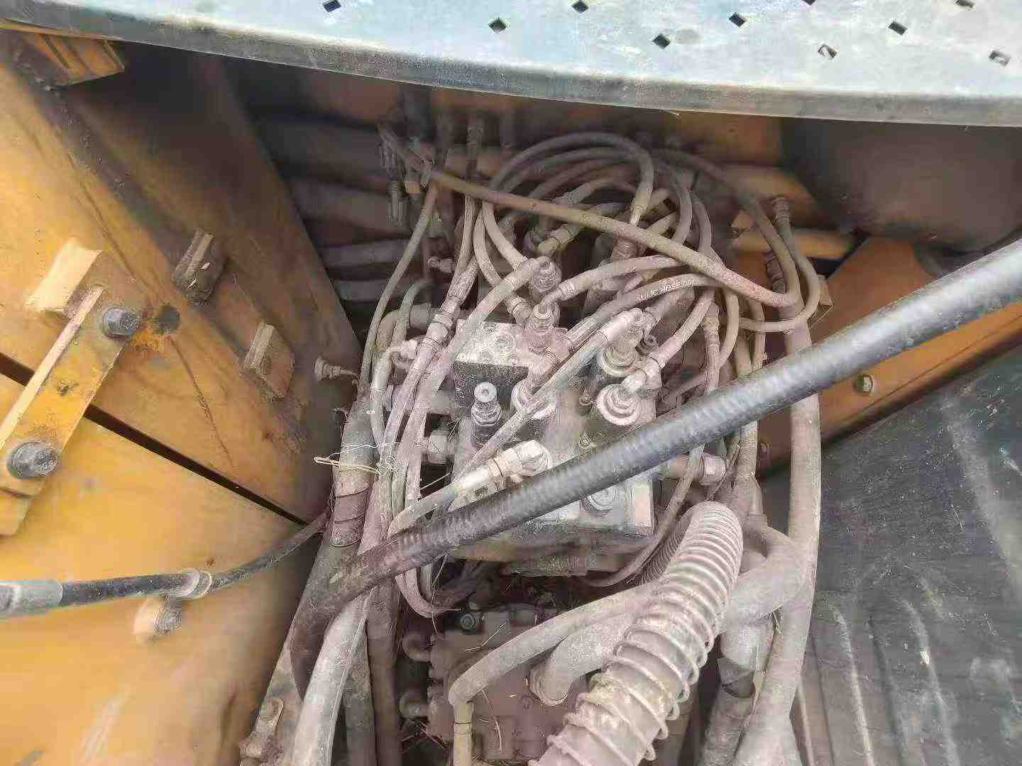 Used Hyundai R130W Excavator 2019 Model / 2