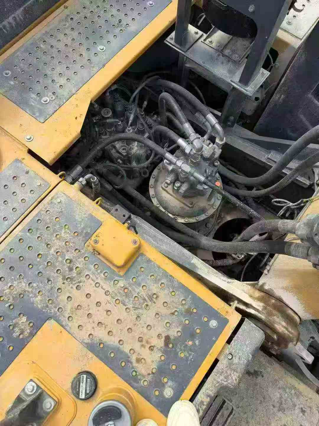 Used XCMG XE490D Excavator 2021 Model / 6