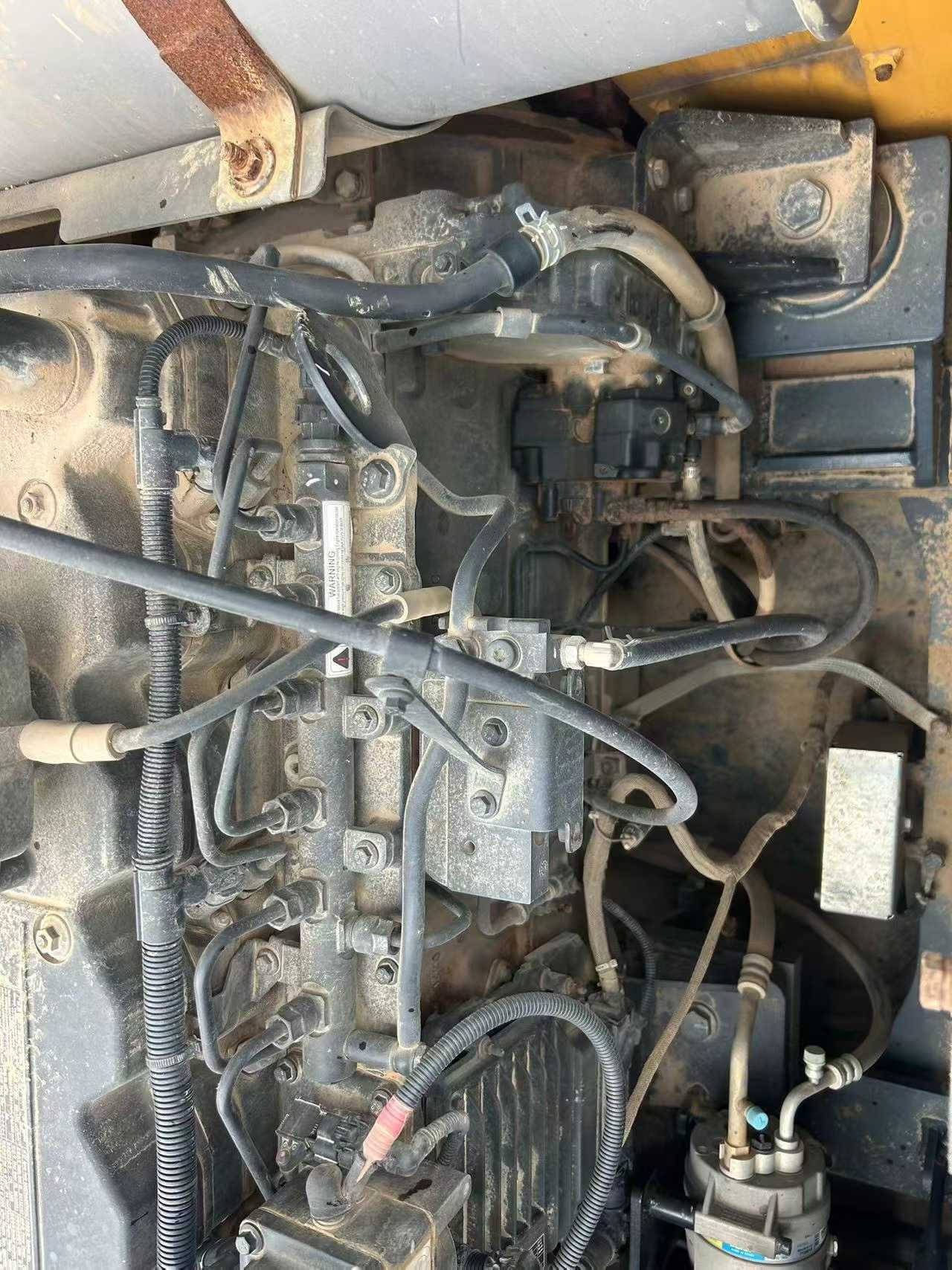 Buy Hyundai R215VS Used Excavator / 5