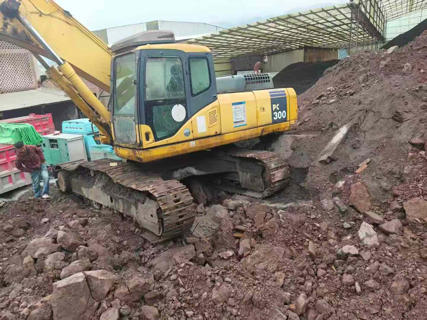 Buy Komatsu PC360-8M0 Used Excavator / 5