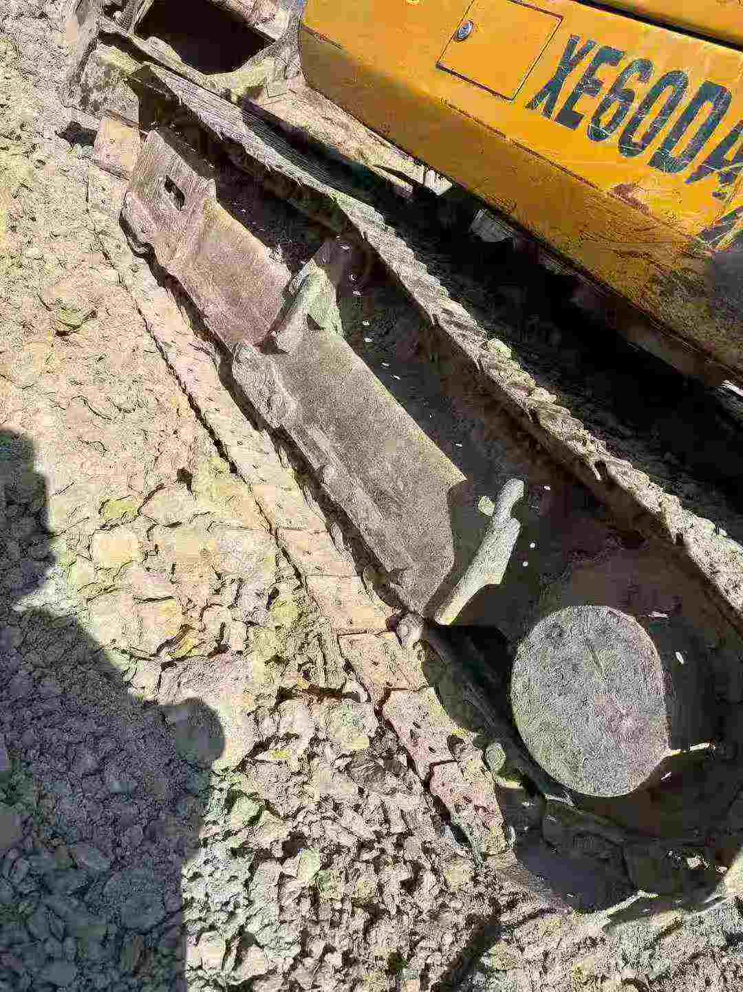 Buy XCMG XE60 Used Excavator / 9