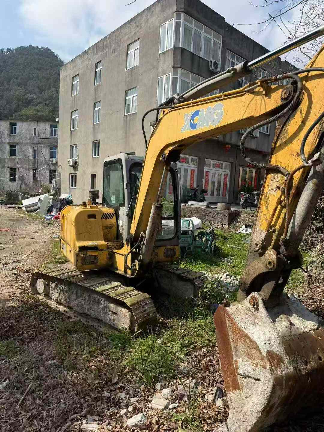 Used XCMG XE60 Excavator 2013 Model / 4