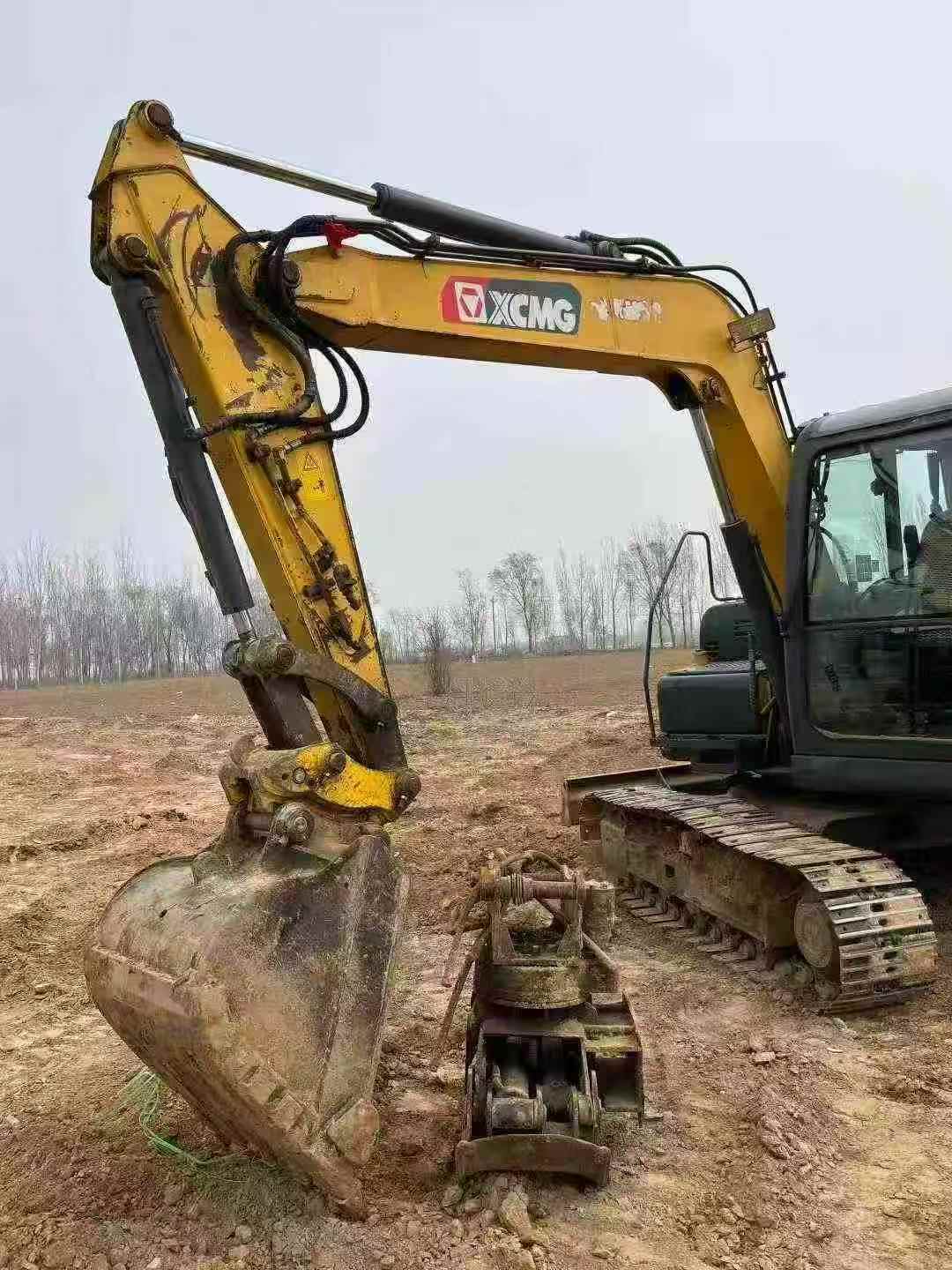 Used XCMG XE85C Excavator 2016 Model / 4