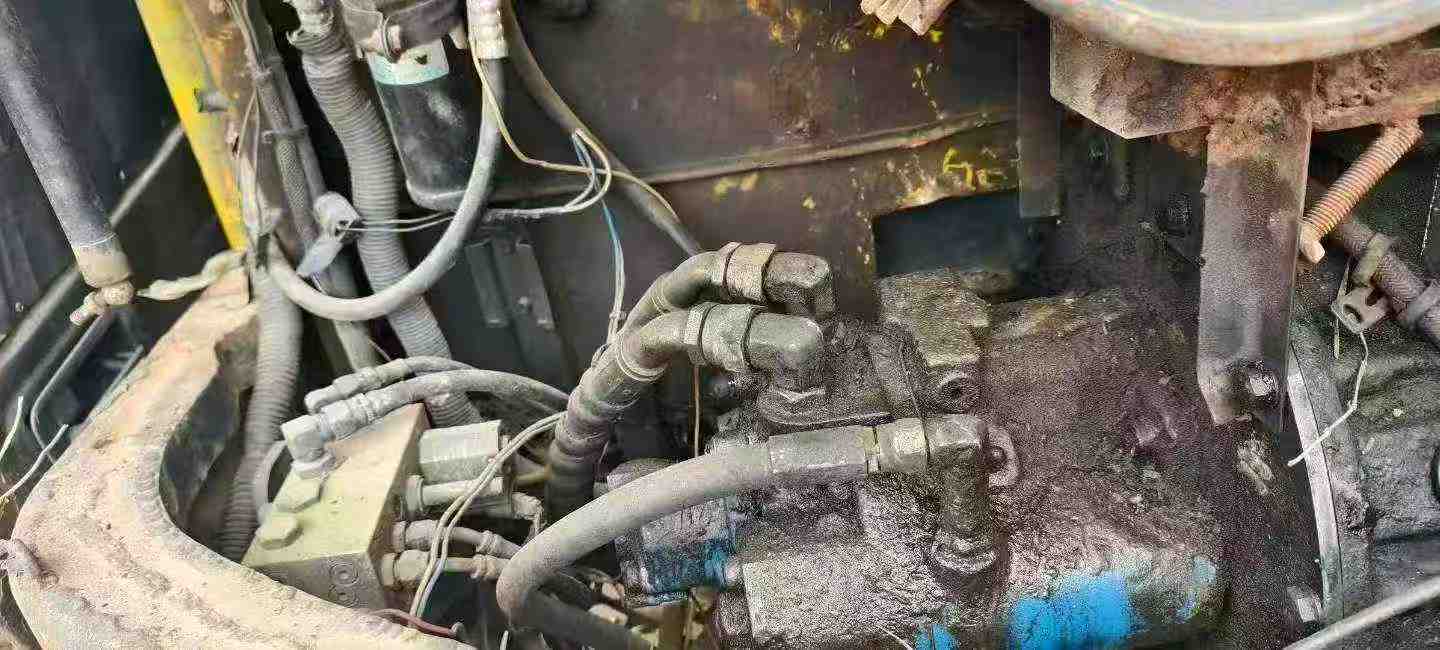 Used Hyundai R80G Excavator 2013 Model / 2