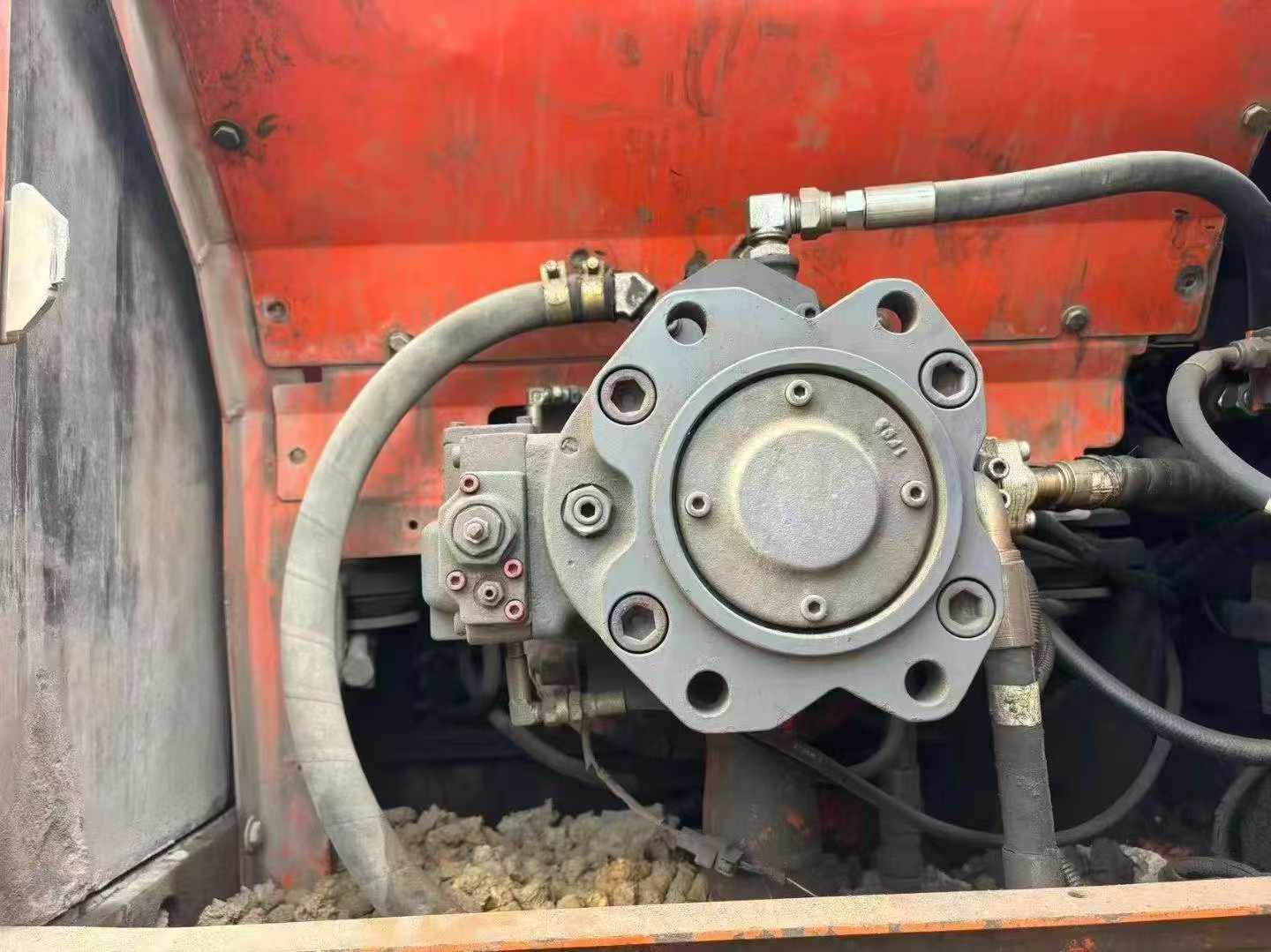 Buy Doosan DH215-9 Used Excavator / 5