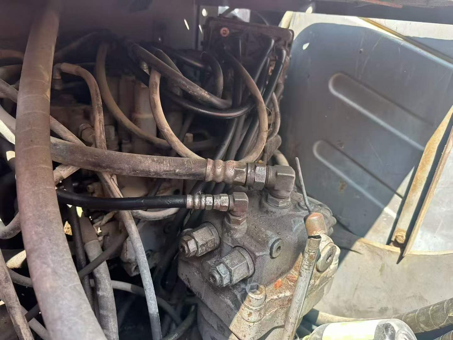 Buy Hitachi EX120-6 Used Excavator / 4