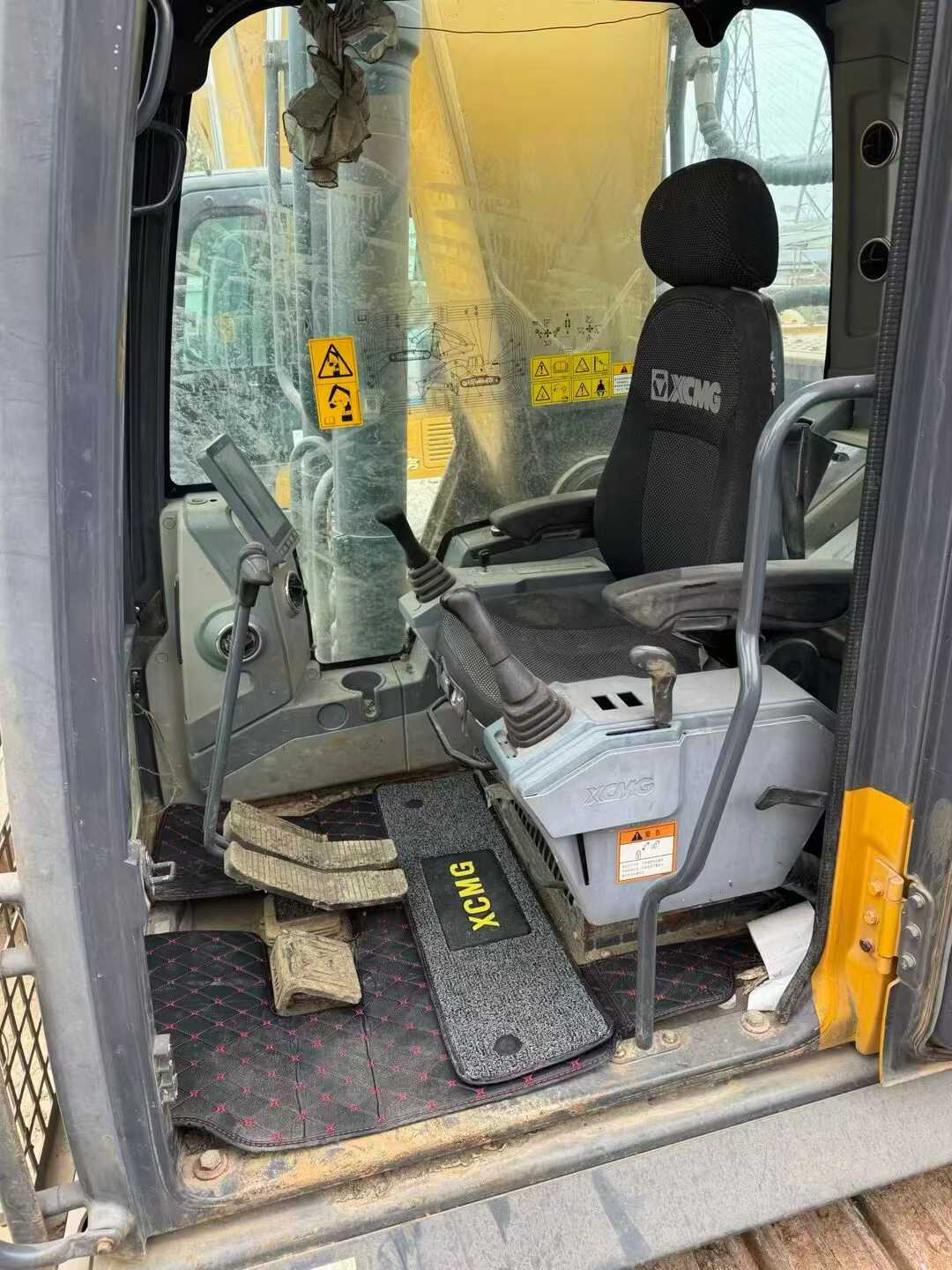 Used XCMG XE335C Excavator 2020 Model / 5